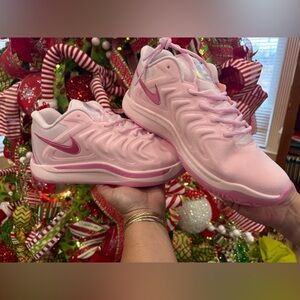 Men’s NIKE KD pearl 17